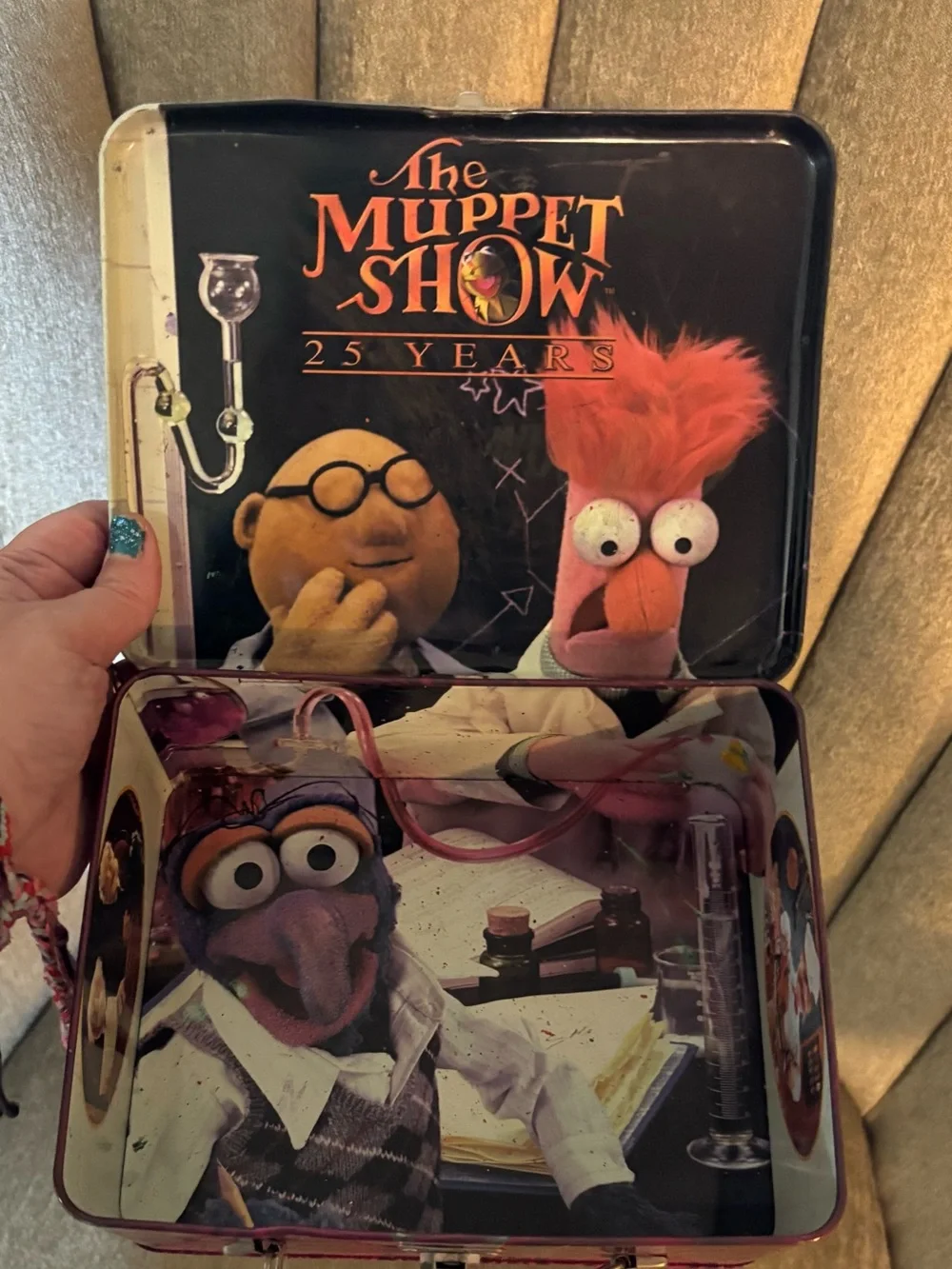 VINTAGE RARE MUPPET SHOW METAL LUNCHBOX RETRO 25 YEAES FROM 2003 COLLECTIBLE